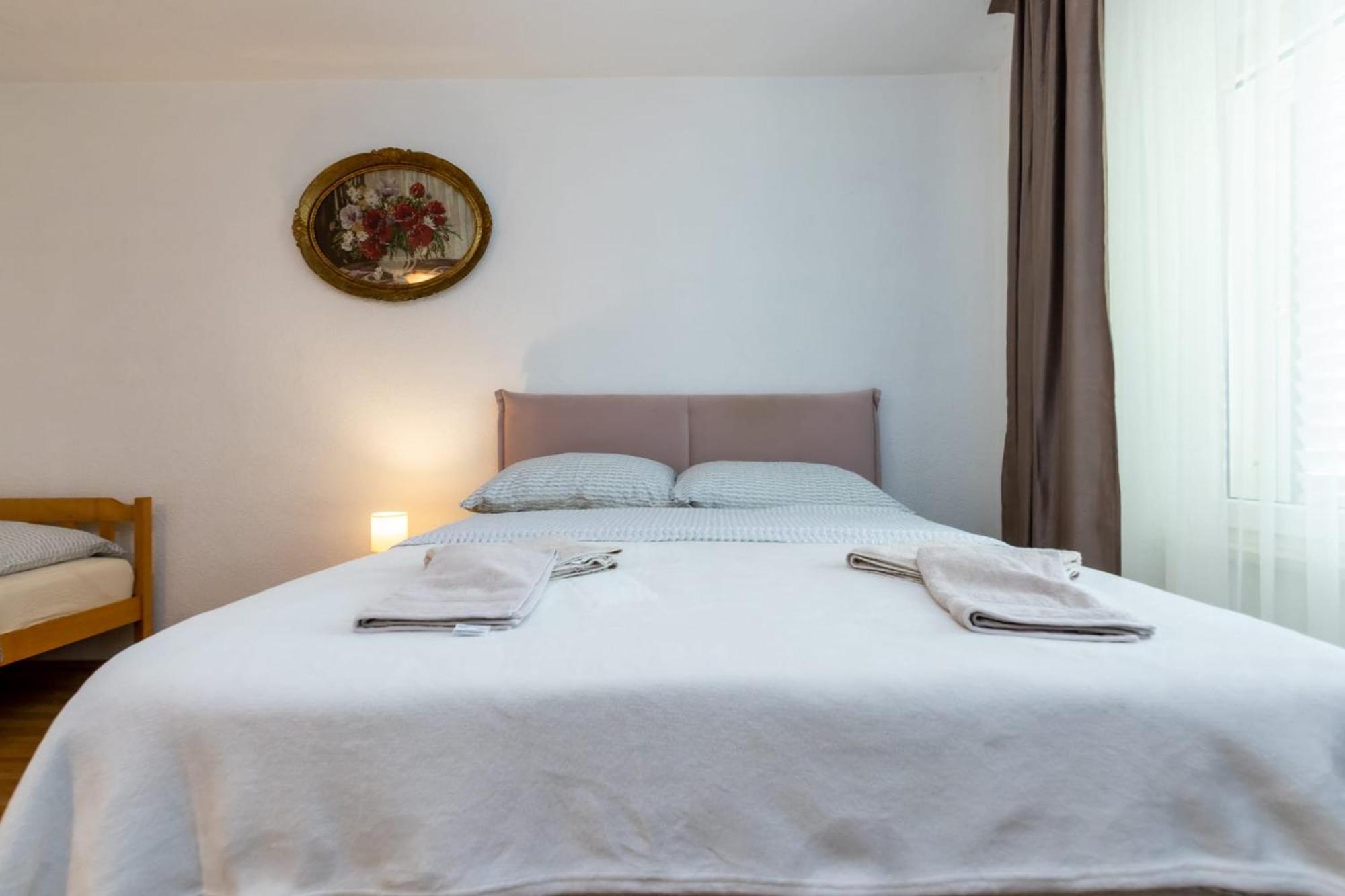Apartments Dino Kaštela Kültér fotó