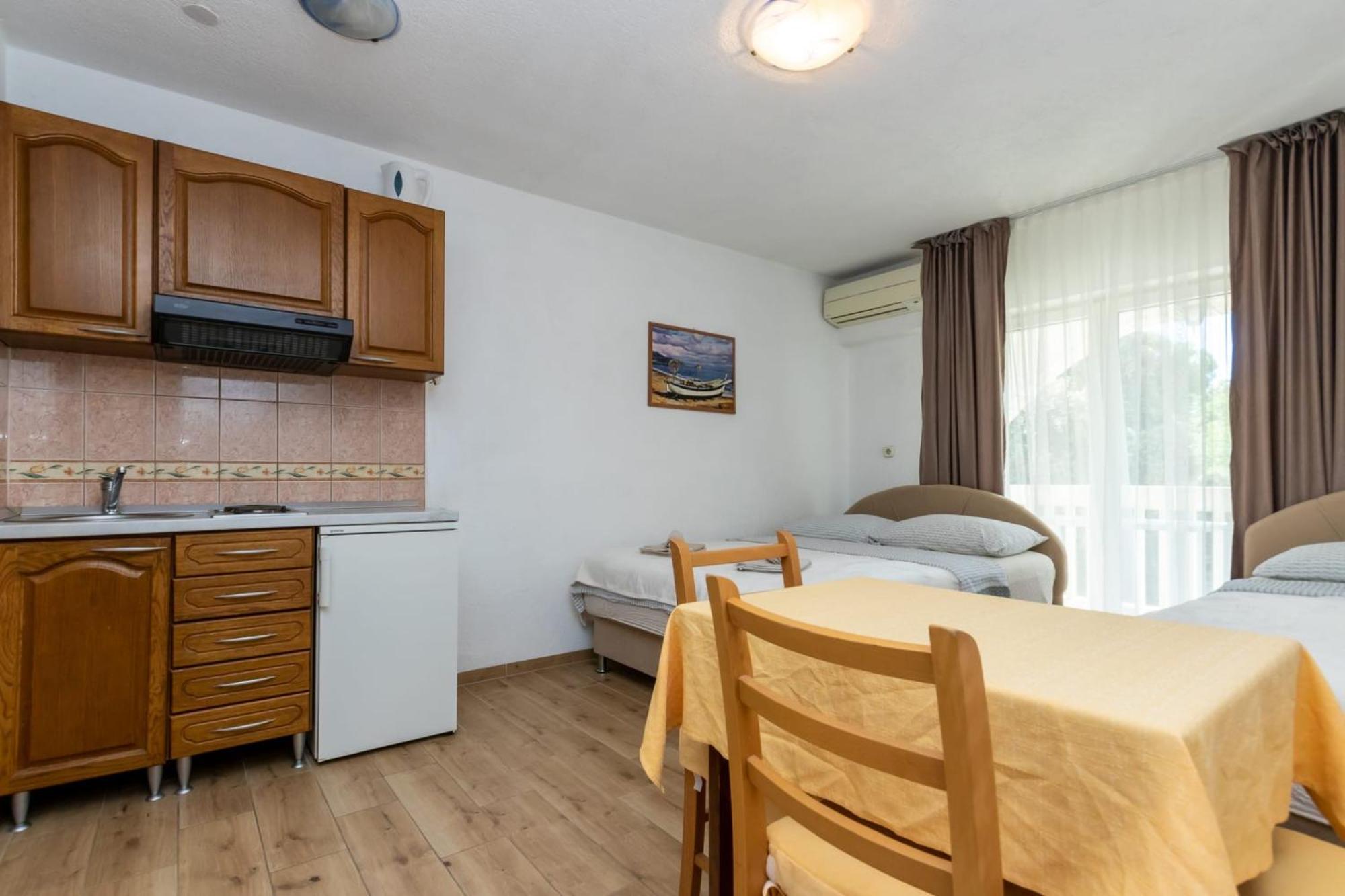 Apartments Dino Kaštela Kültér fotó