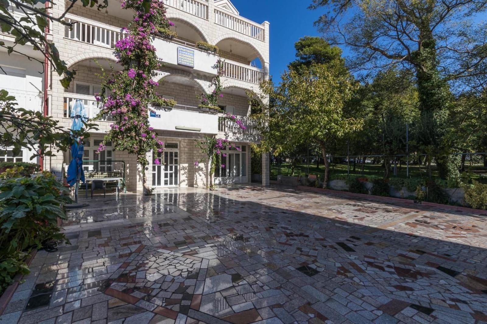 Apartments Dino Kaštela Kültér fotó